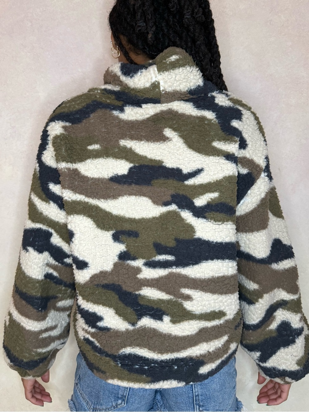 Wild Fable Cozy Camouflage Sherpa - Olive/Black/White - Picture 4 of 4
